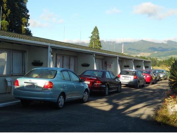 Katikati Motel Exteriör bild