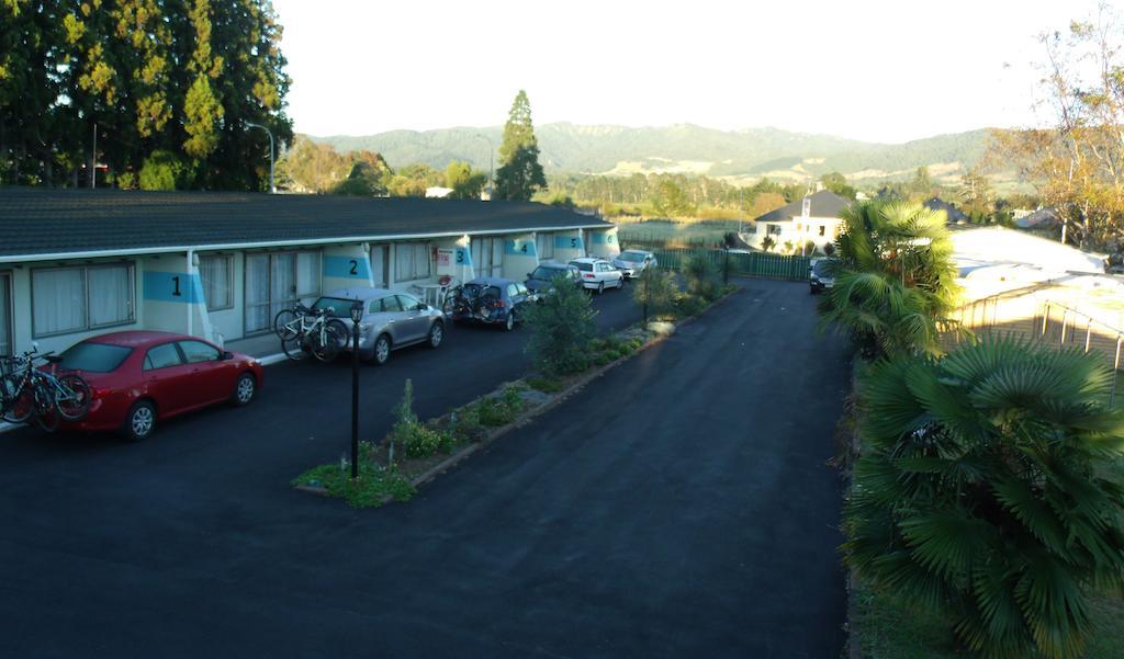Katikati Motel Exteriör bild